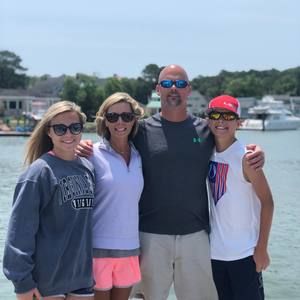 Meet your Posher, Tara